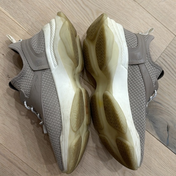 Steve Madden Womens Myles Sneaker - Picture 6 of 6